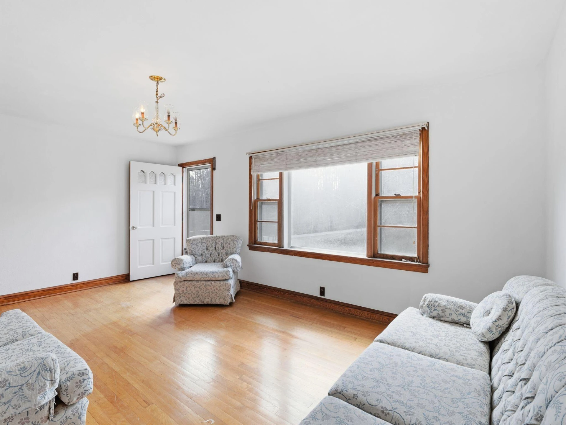 137 Sunnybrook CIR - Photo 6