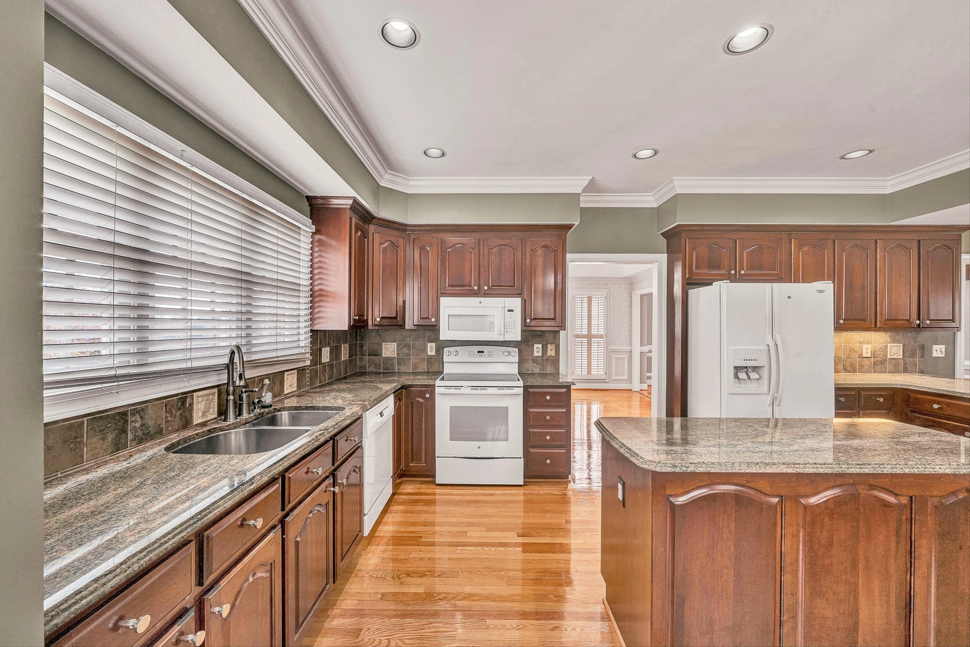 8317 Cardington DR - Photo 13