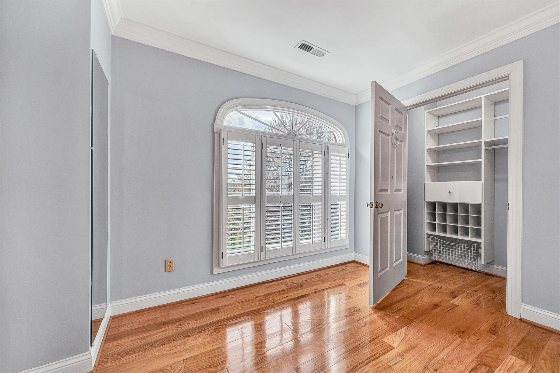 8317 Cardington DR - Photo 31