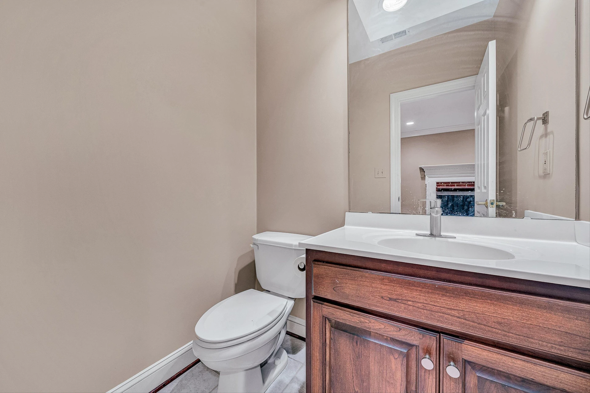 8317 Cardington DR - Photo 36