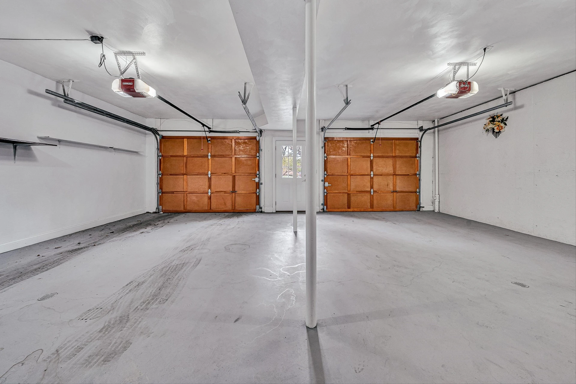 8317 Cardington DR - Photo 38