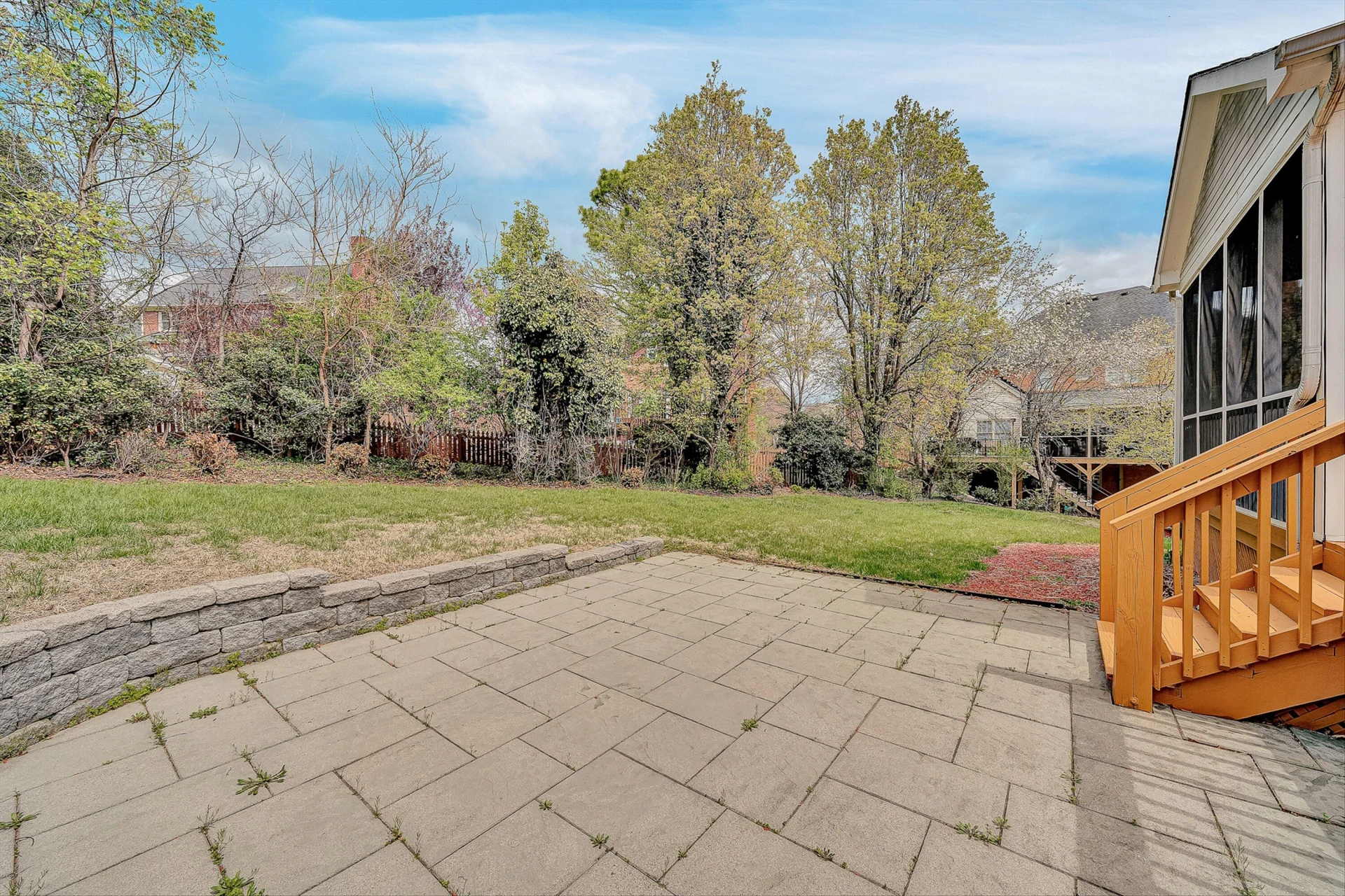 8317 Cardington DR - Photo 41