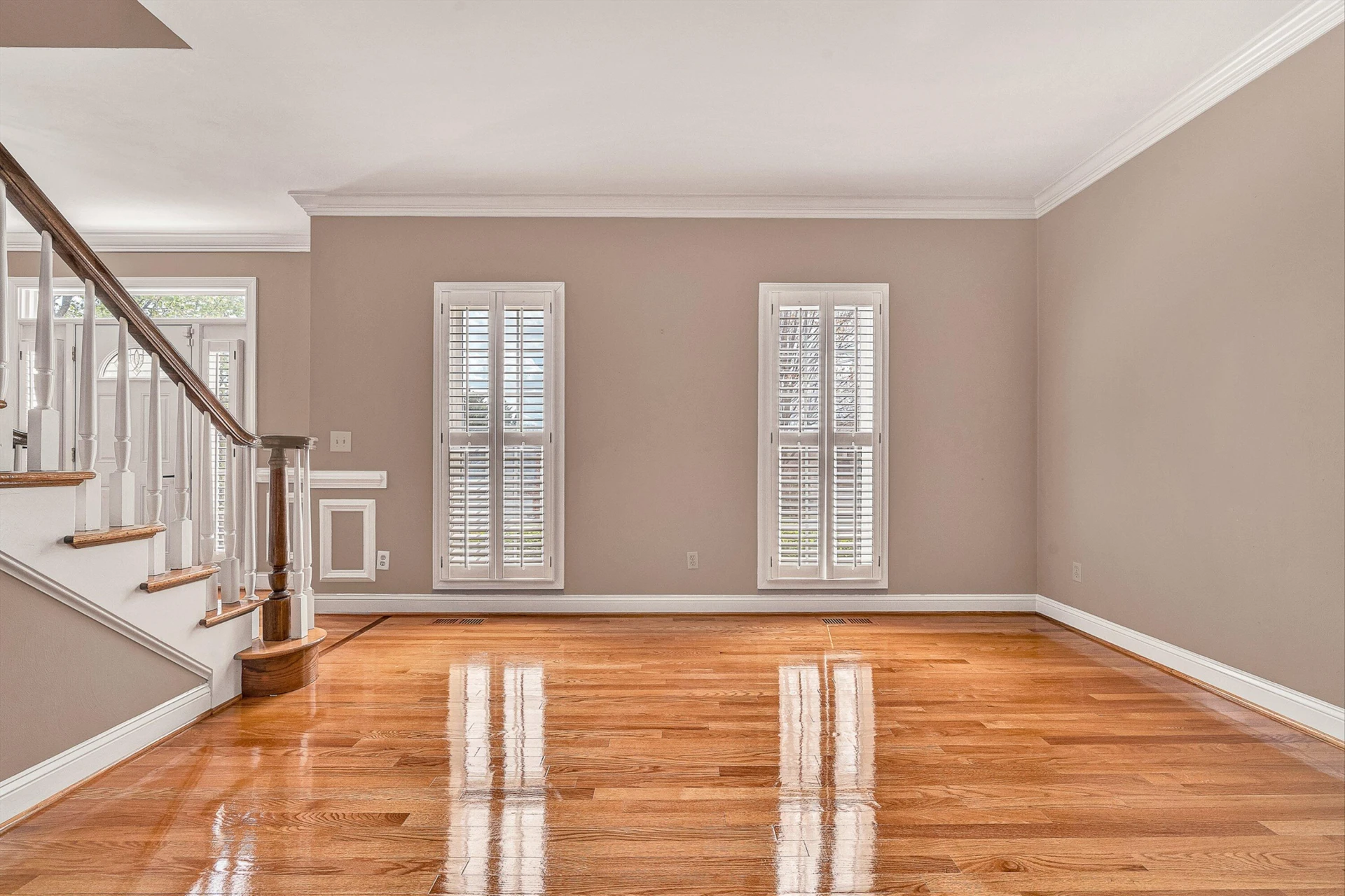 8317 Cardington DR - Photo 8