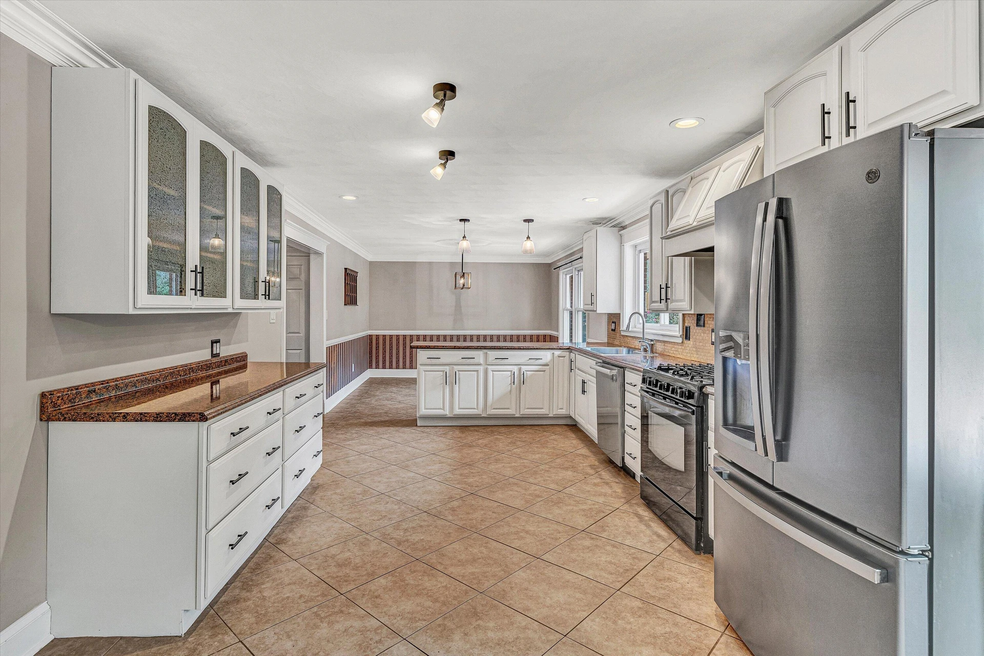 83 Springview CT - Photo 18