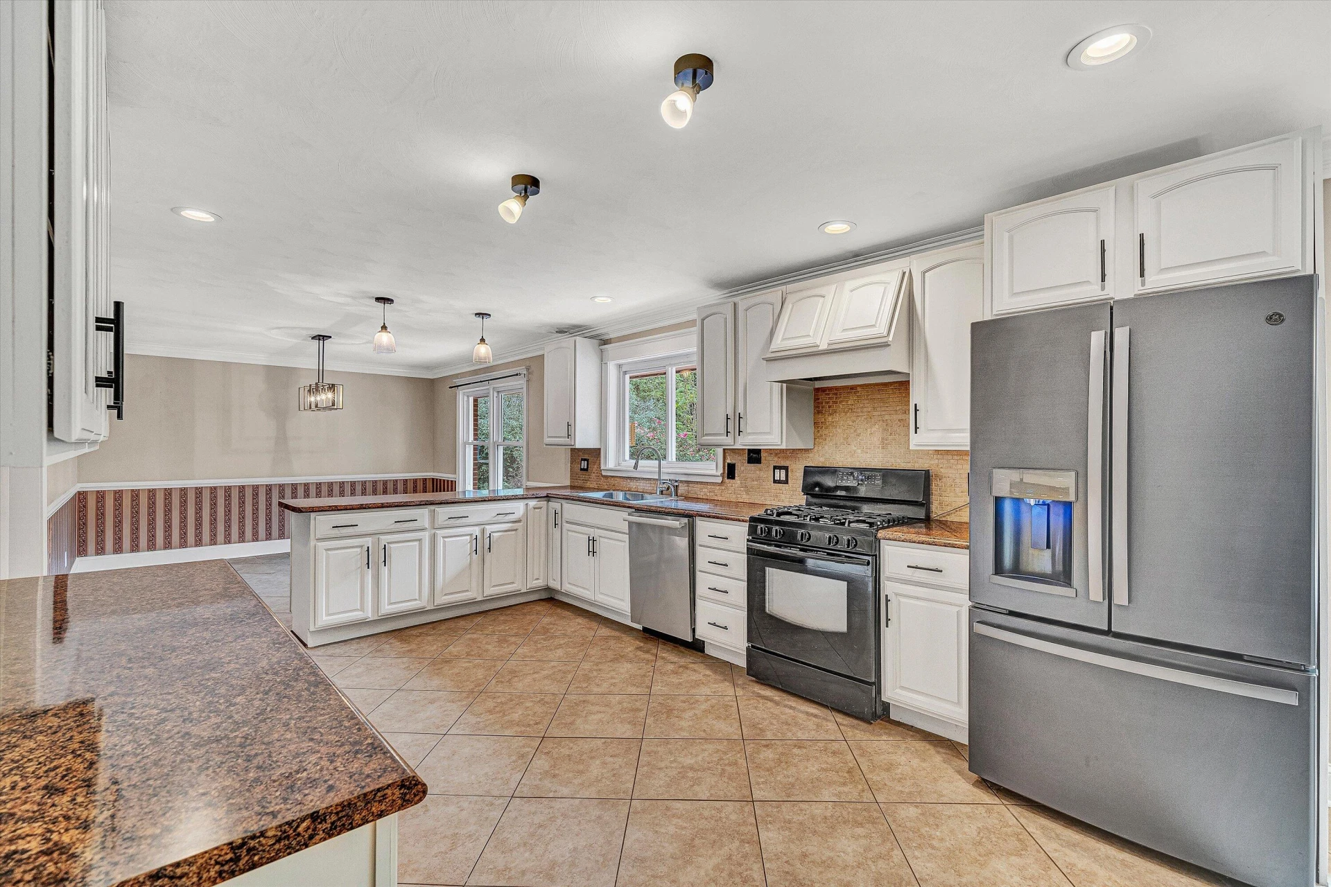 83 Springview CT - Photo 19