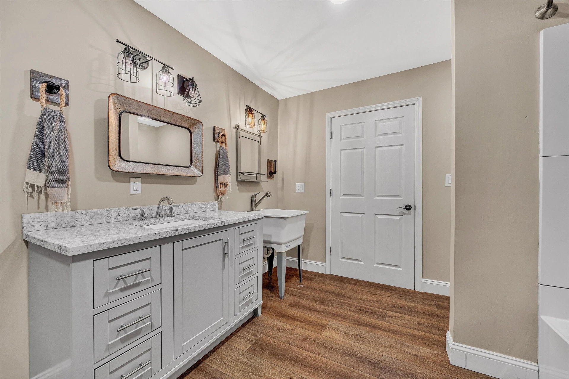 83 Springview CT - Photo 35