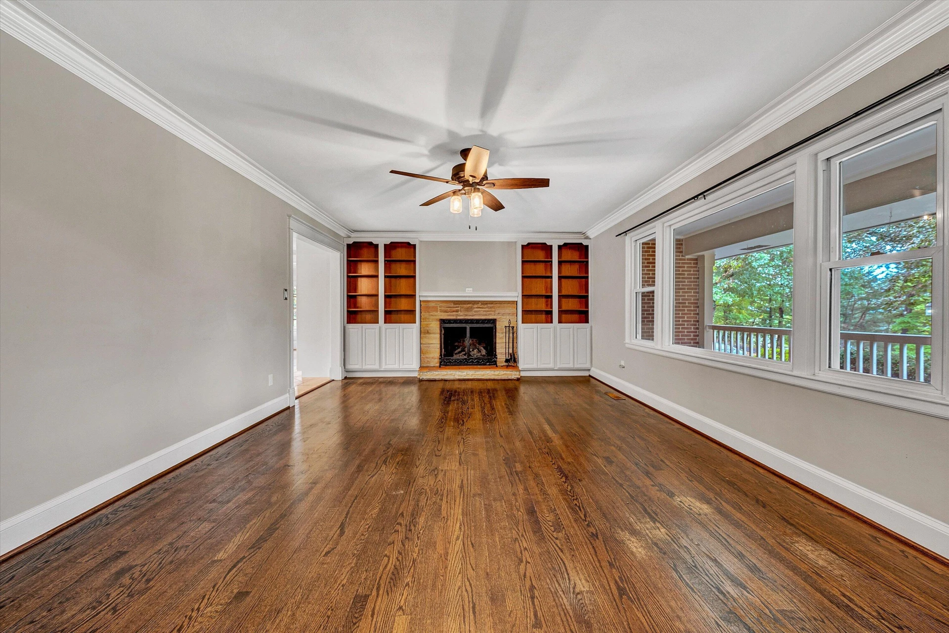 83 Springview CT - Photo 11