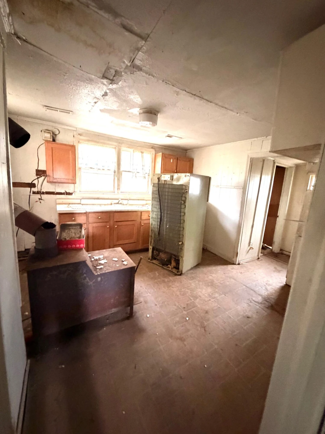 501 Edmund ST - Photo 3