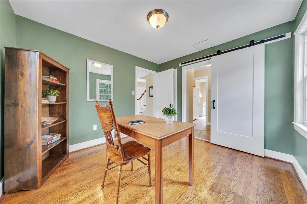 2316 Fairway DR - Photo 28