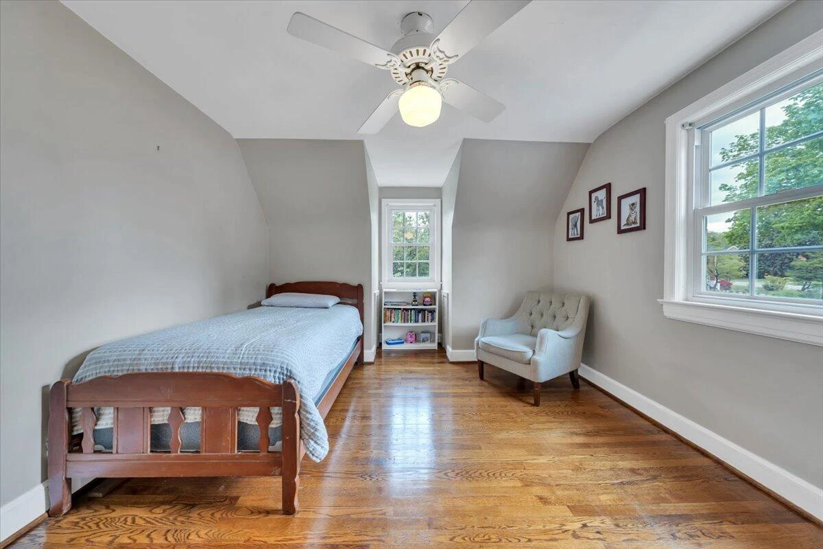 2316 Fairway DR - Photo 32