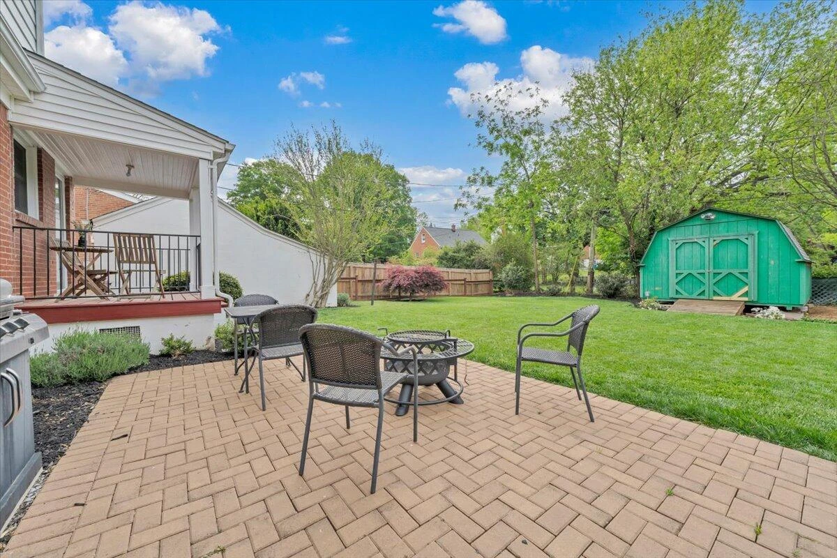 2316 Fairway DR - Photo 44