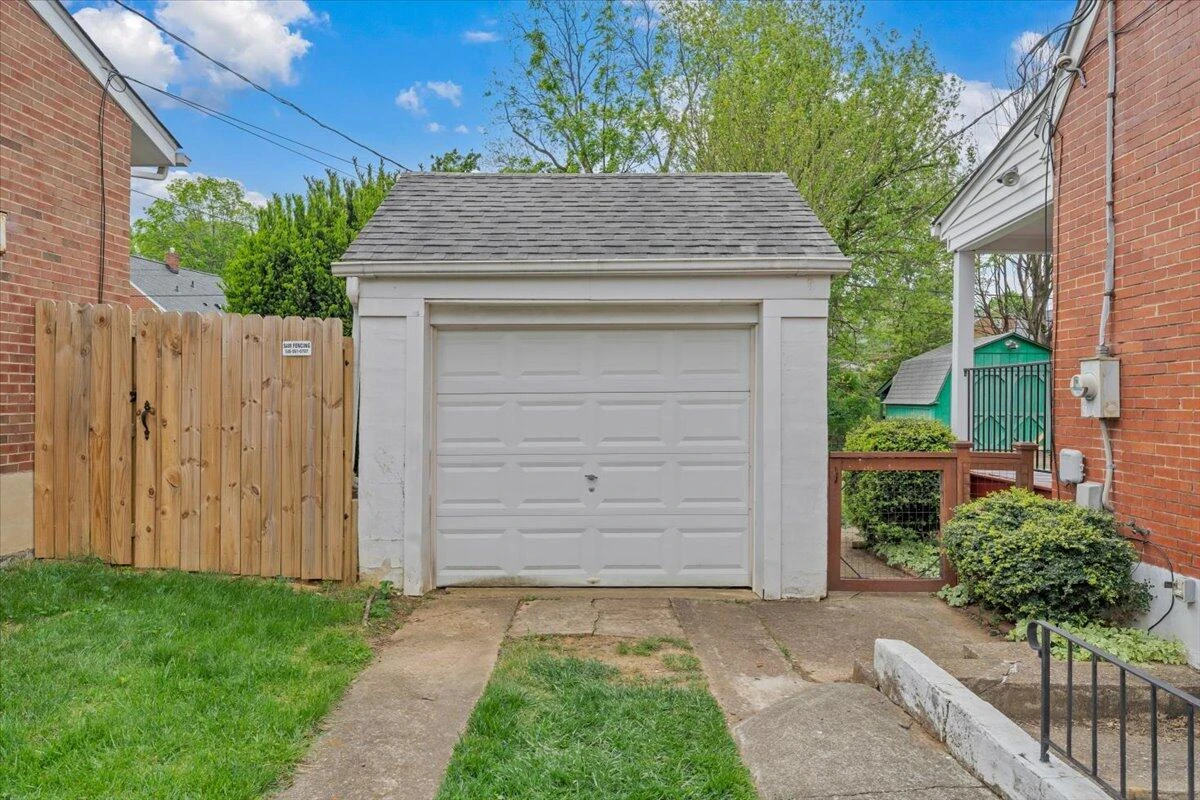 2316 Fairway DR - Photo 50