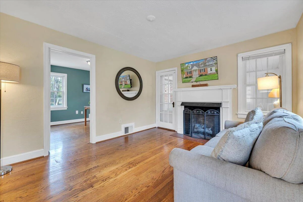 2316 Fairway DR - Photo 9