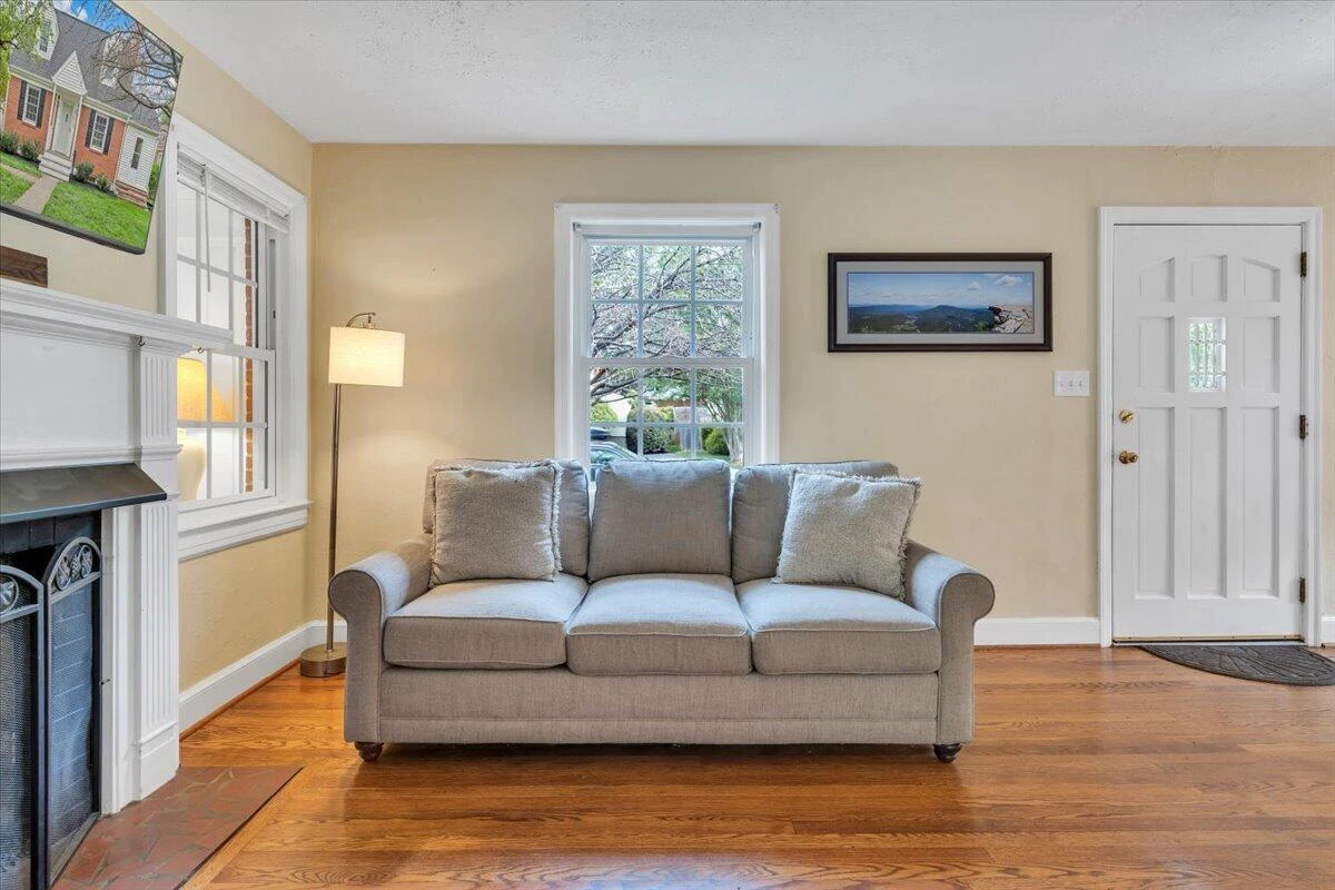 2316 Fairway DR - Photo 12