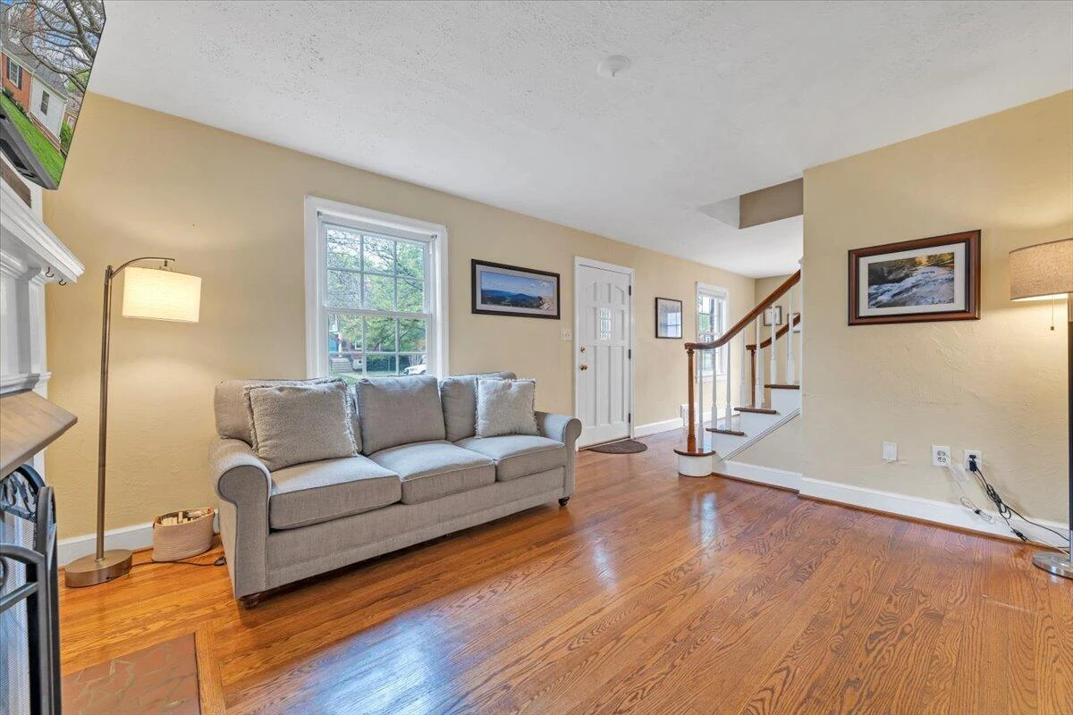 2316 Fairway DR - Photo 13