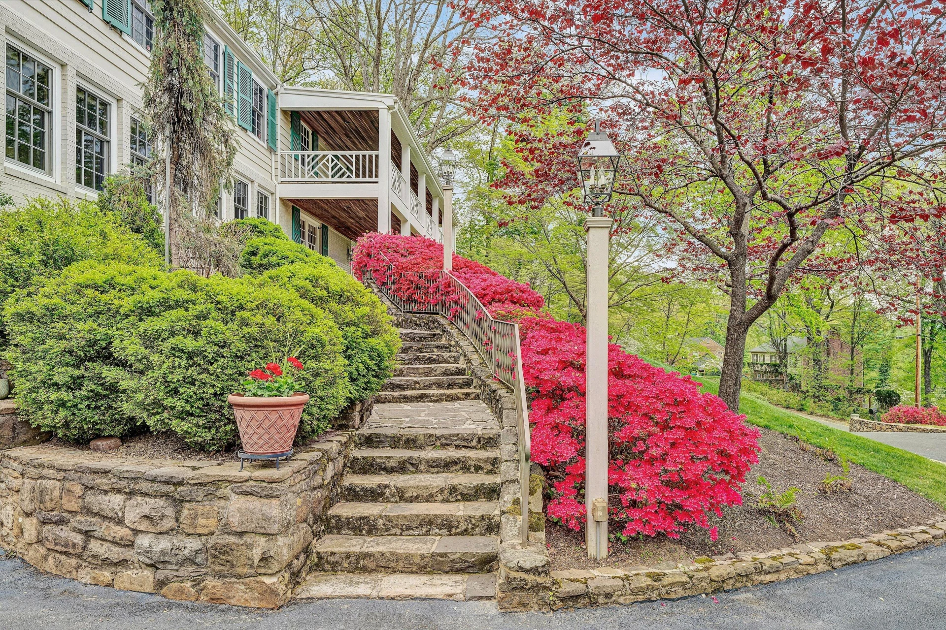 2438 Robin Hood RD - Photo 9