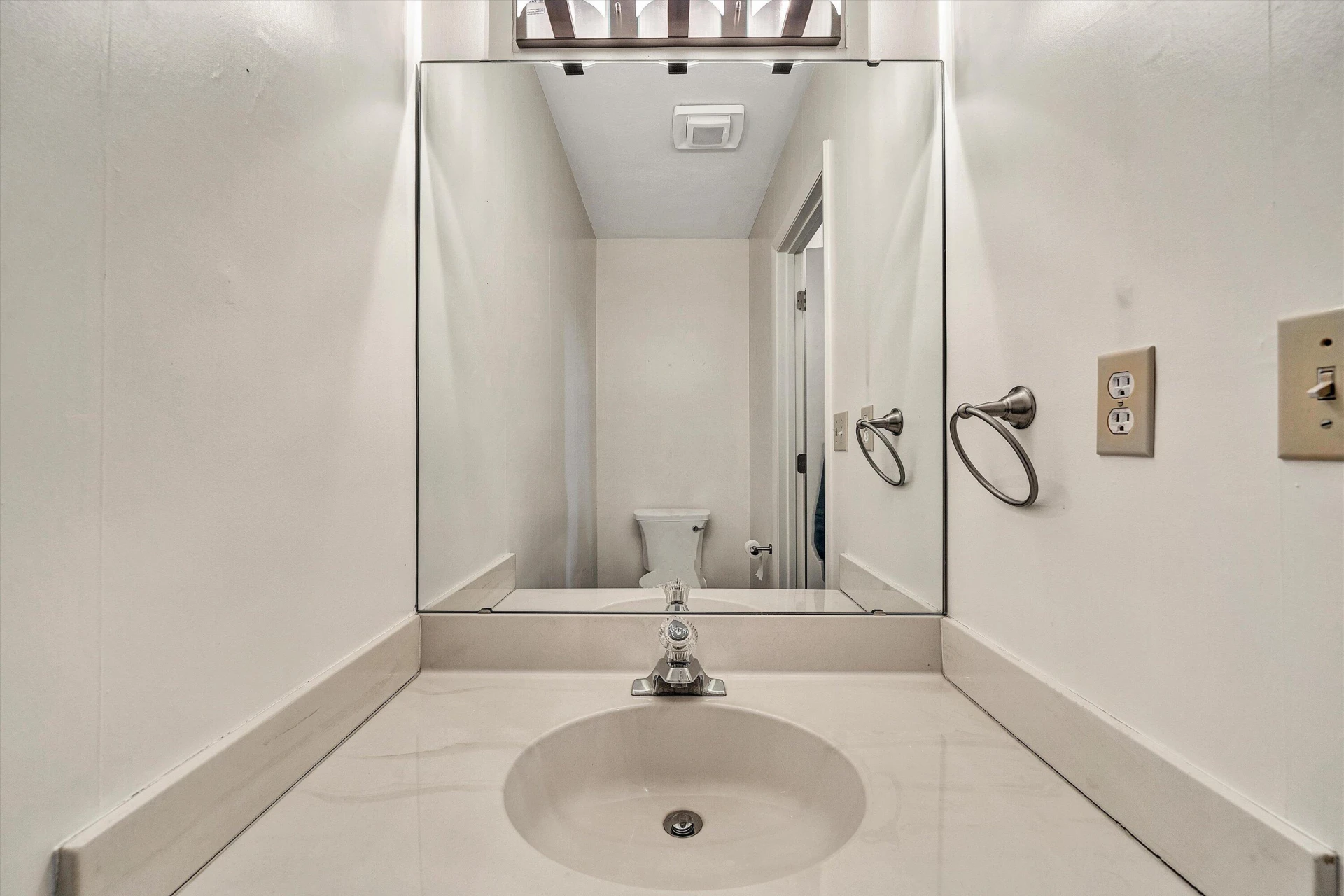209 Windward DR #209 - Photo 10