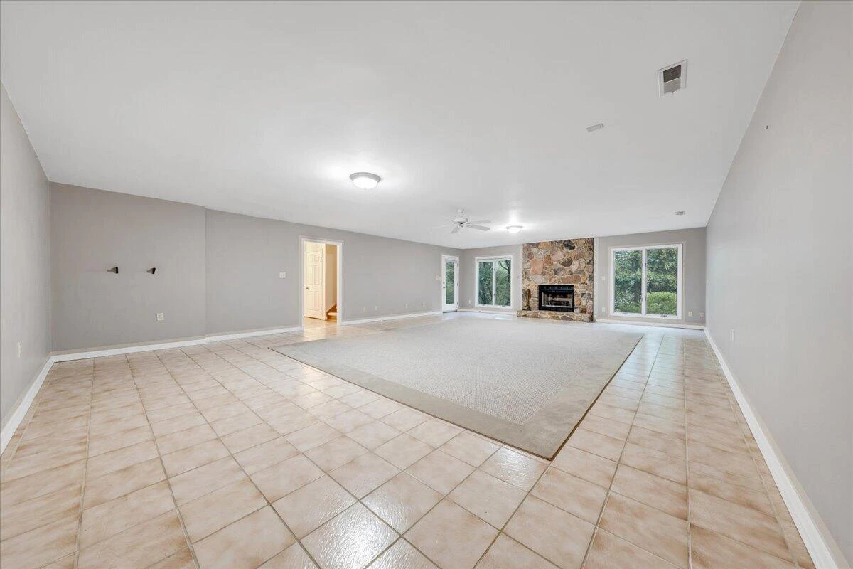 2606 Oak Hill LN - Photo 36