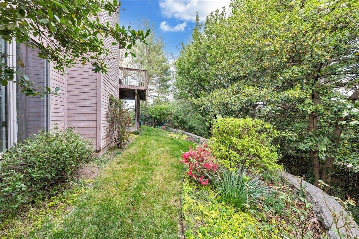 2606 Oak Hill LN - Photo 51