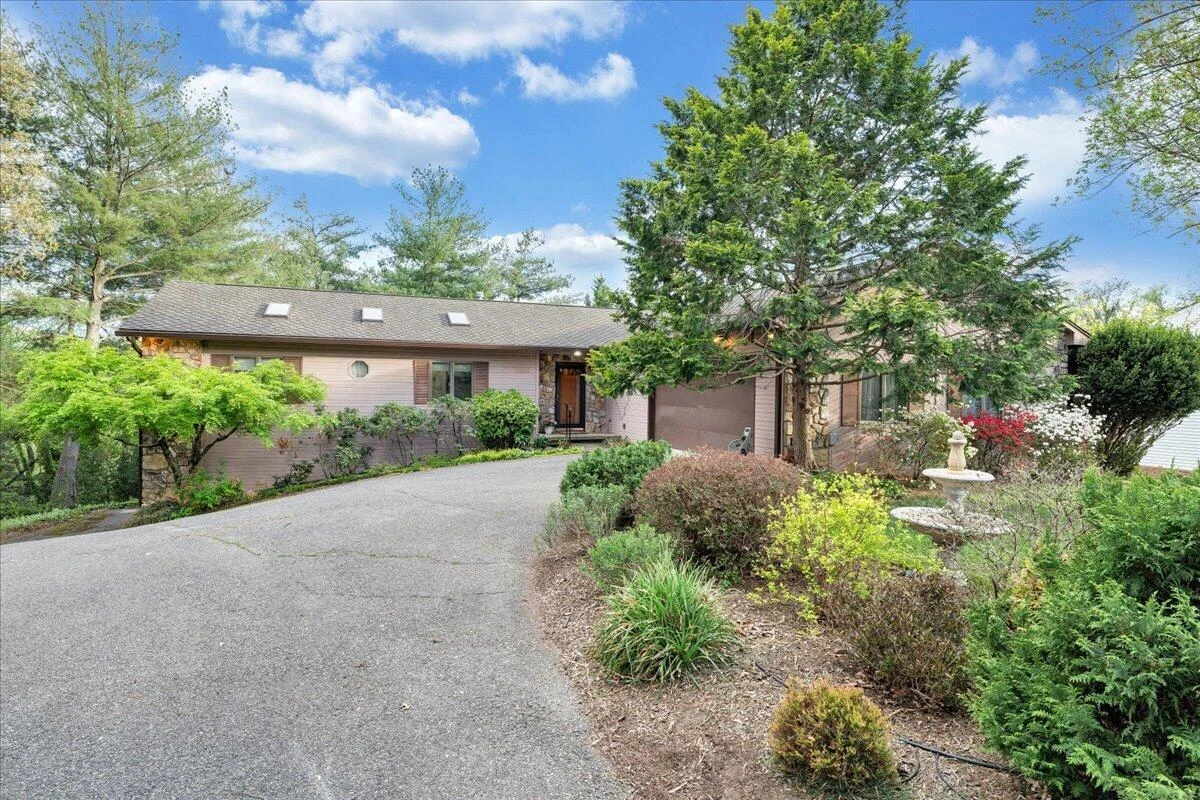 2606 Oak Hill LN - Photo 55
