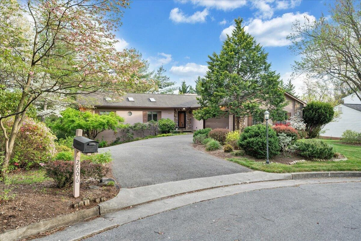 2606 Oak Hill LN - Photo 56