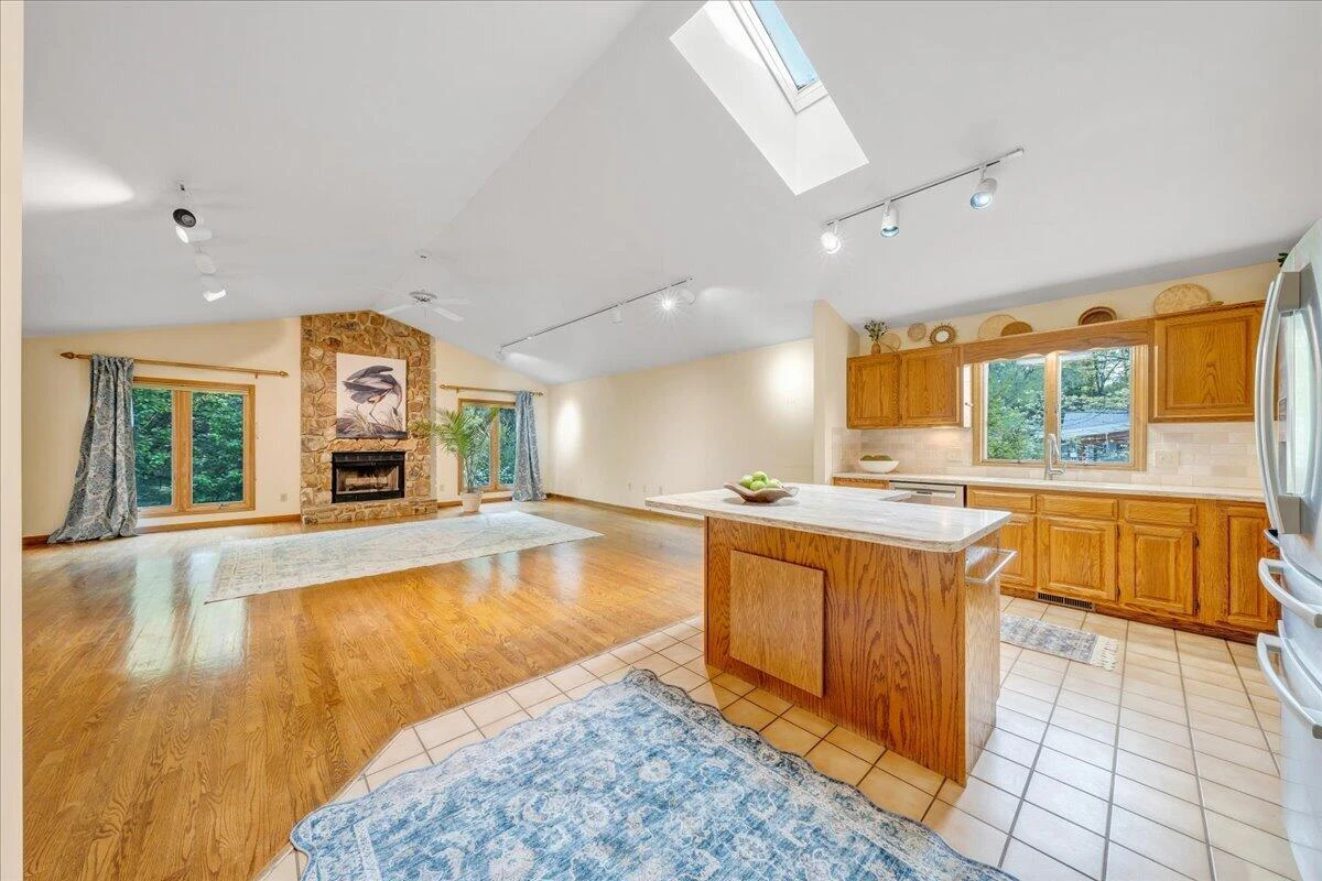 2606 Oak Hill LN - Photo 11