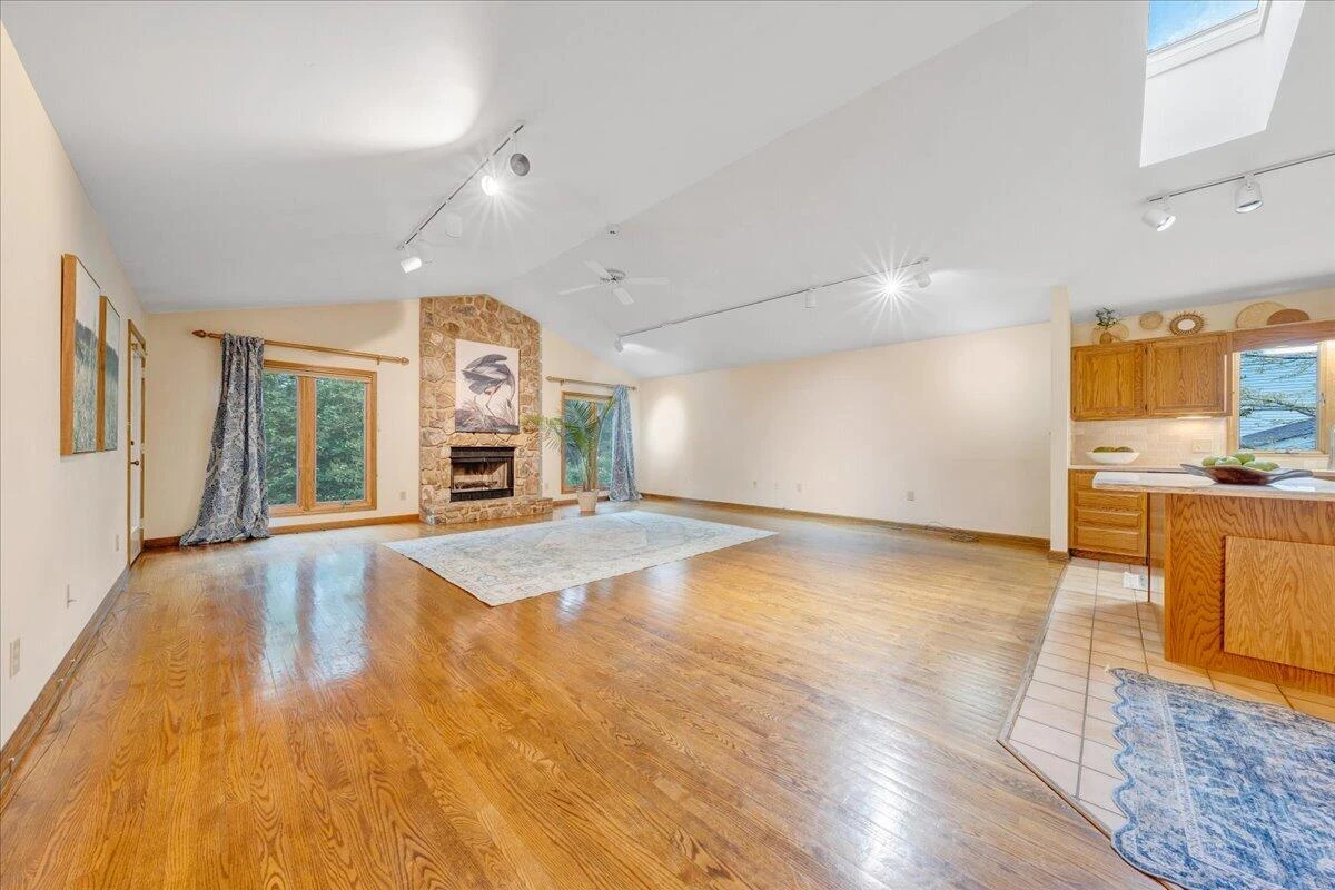 2606 Oak Hill LN - Photo 12