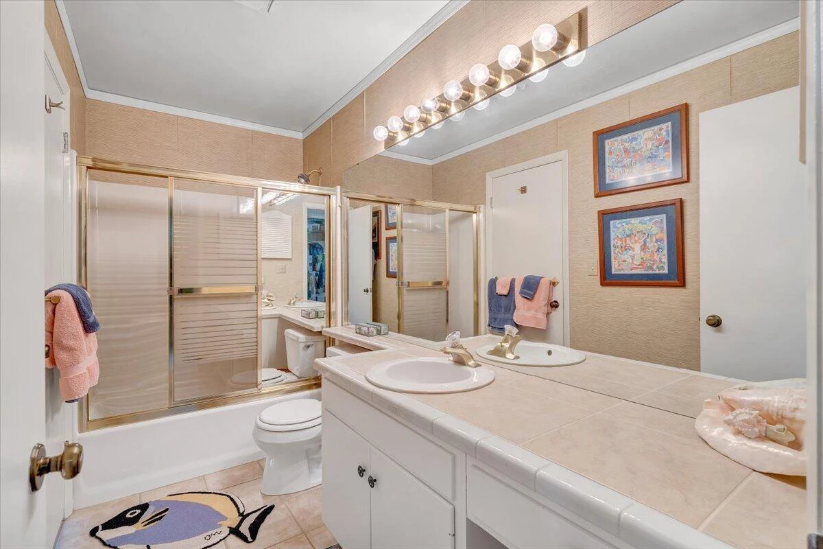 4923 Hunting Hills CT - Photo 47