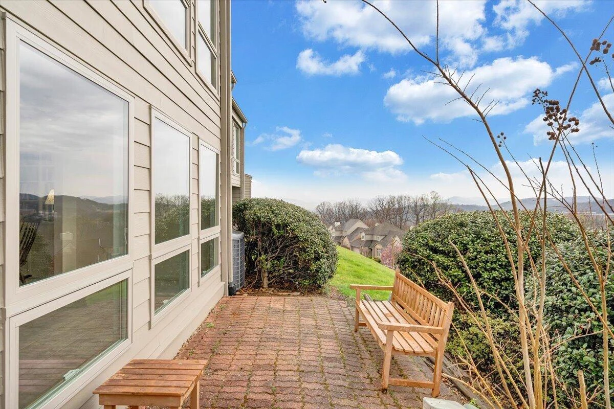 4923 Hunting Hills CT - Photo 49