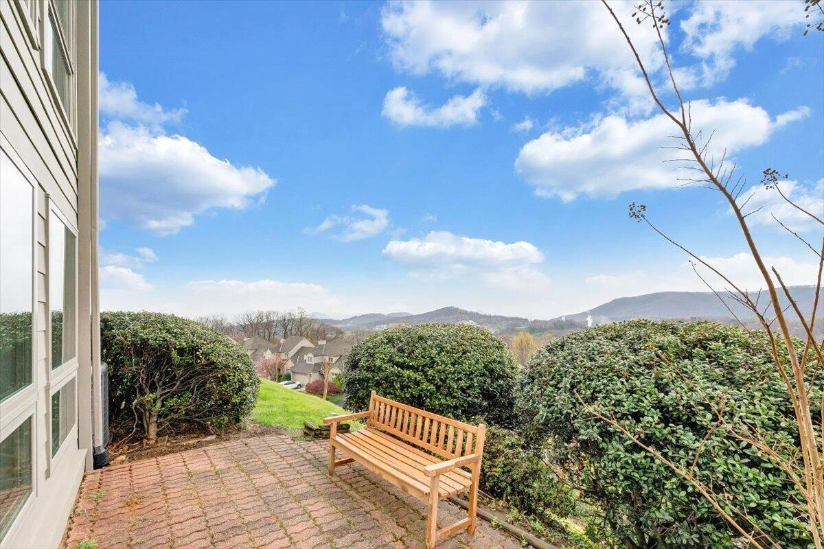 4923 Hunting Hills CT - Photo 50