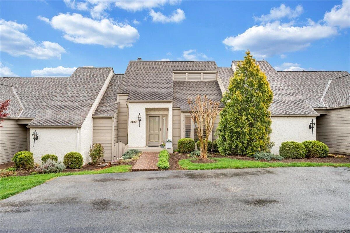 4923 Hunting Hills CT - Photo 55