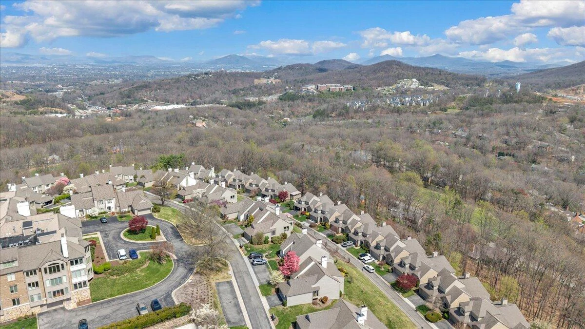 4923 Hunting Hills CT - Photo 76