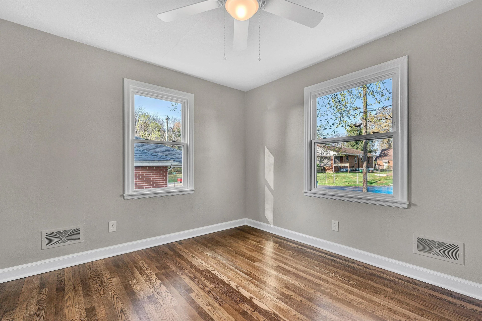 2209 Byrd AVE - Photo 14