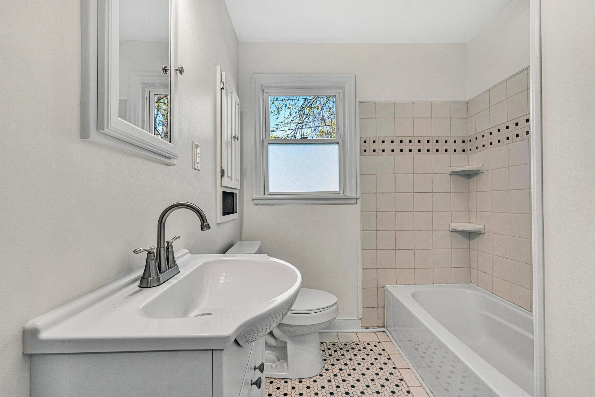 2209 Byrd AVE - Photo 15