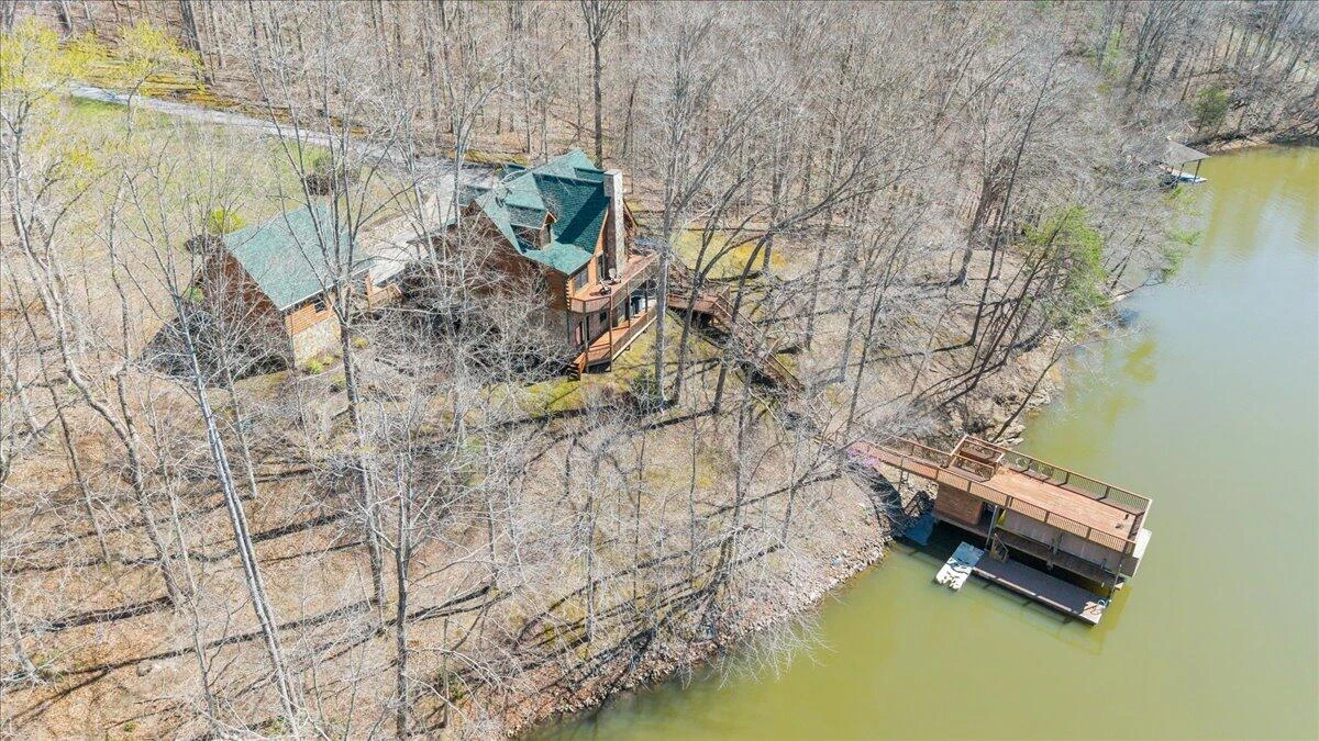 239 Blackwater Landing DR - Photo 109