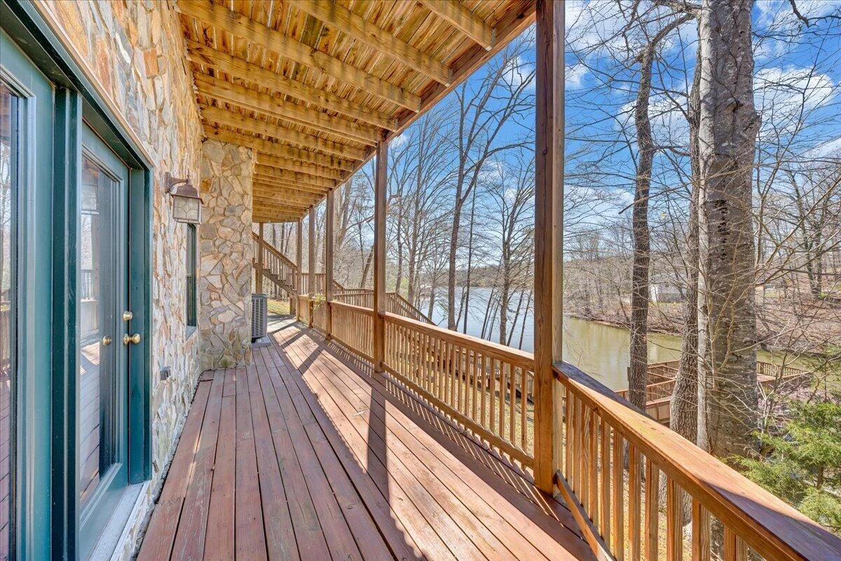 239 Blackwater Landing DR - Photo 53