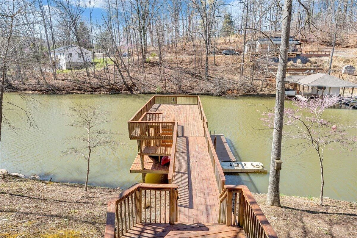 239 Blackwater Landing DR - Photo 64