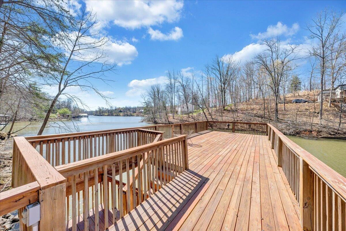 239 Blackwater Landing DR - Photo 66