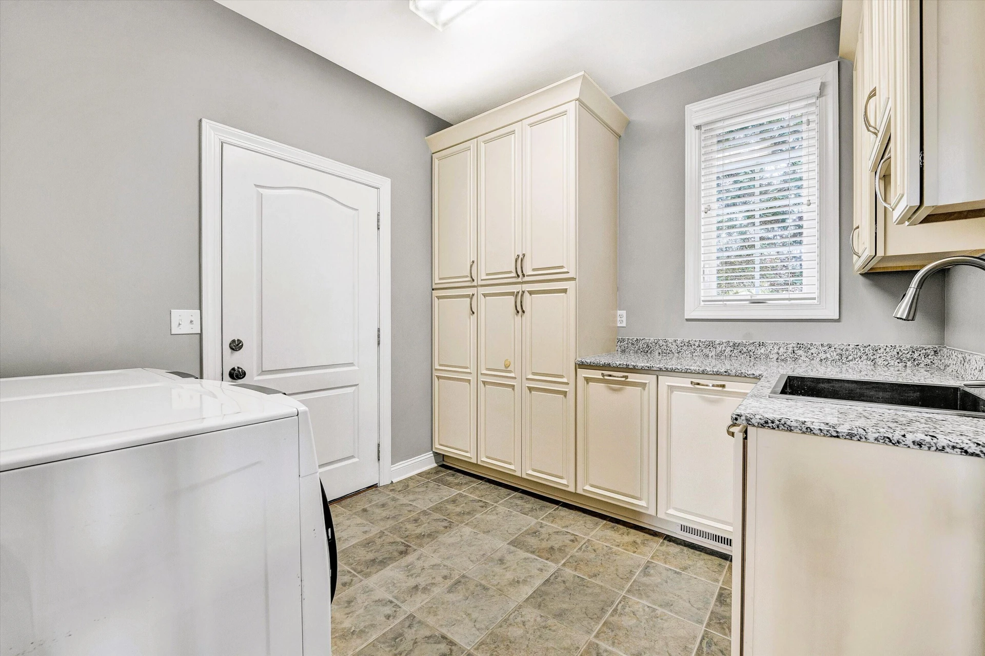 171 Marvin Gardens DR - Photo 20