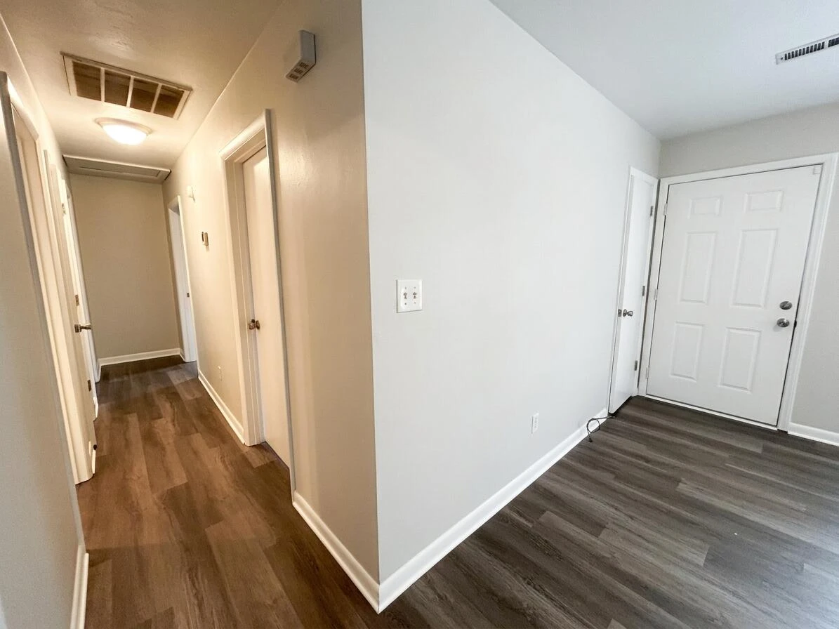 1344 Mabry AVE - Photo 11