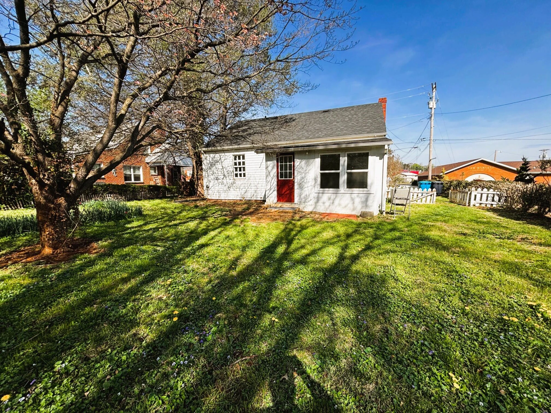902 Whitney AVE - Photo 13