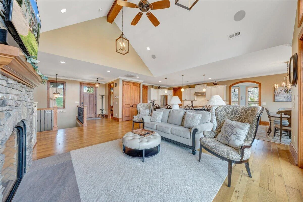 308 Pine DR - Photo 20