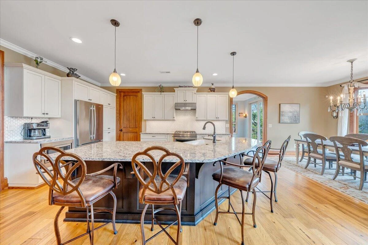 308 Pine DR - Photo 22