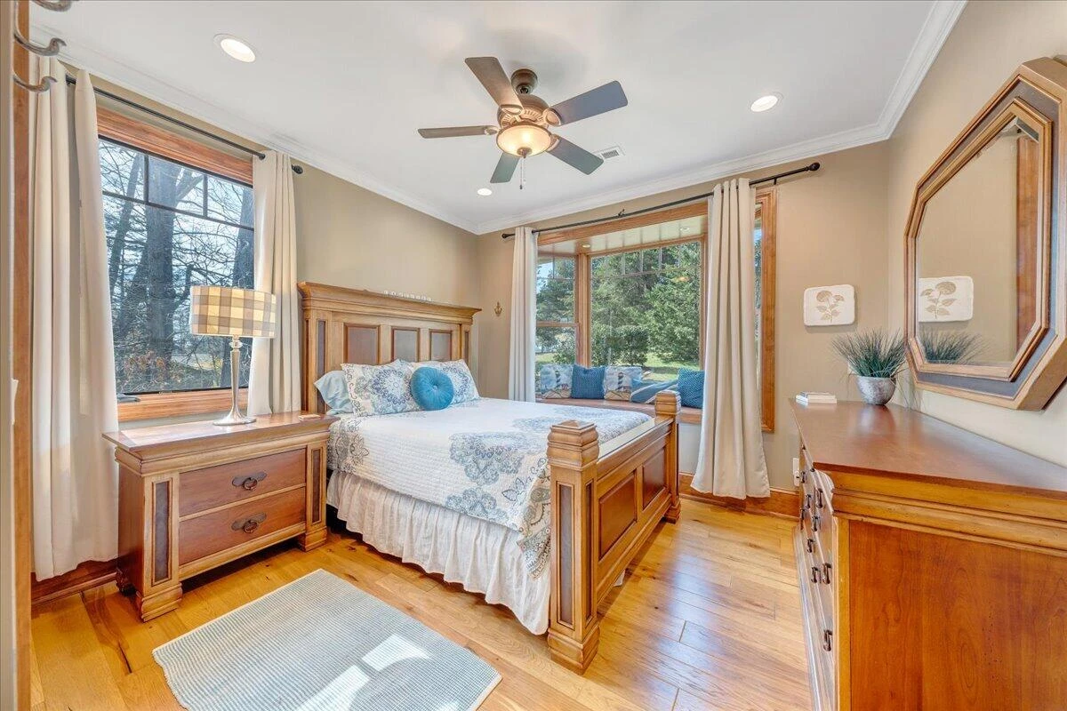308 Pine DR - Photo 40