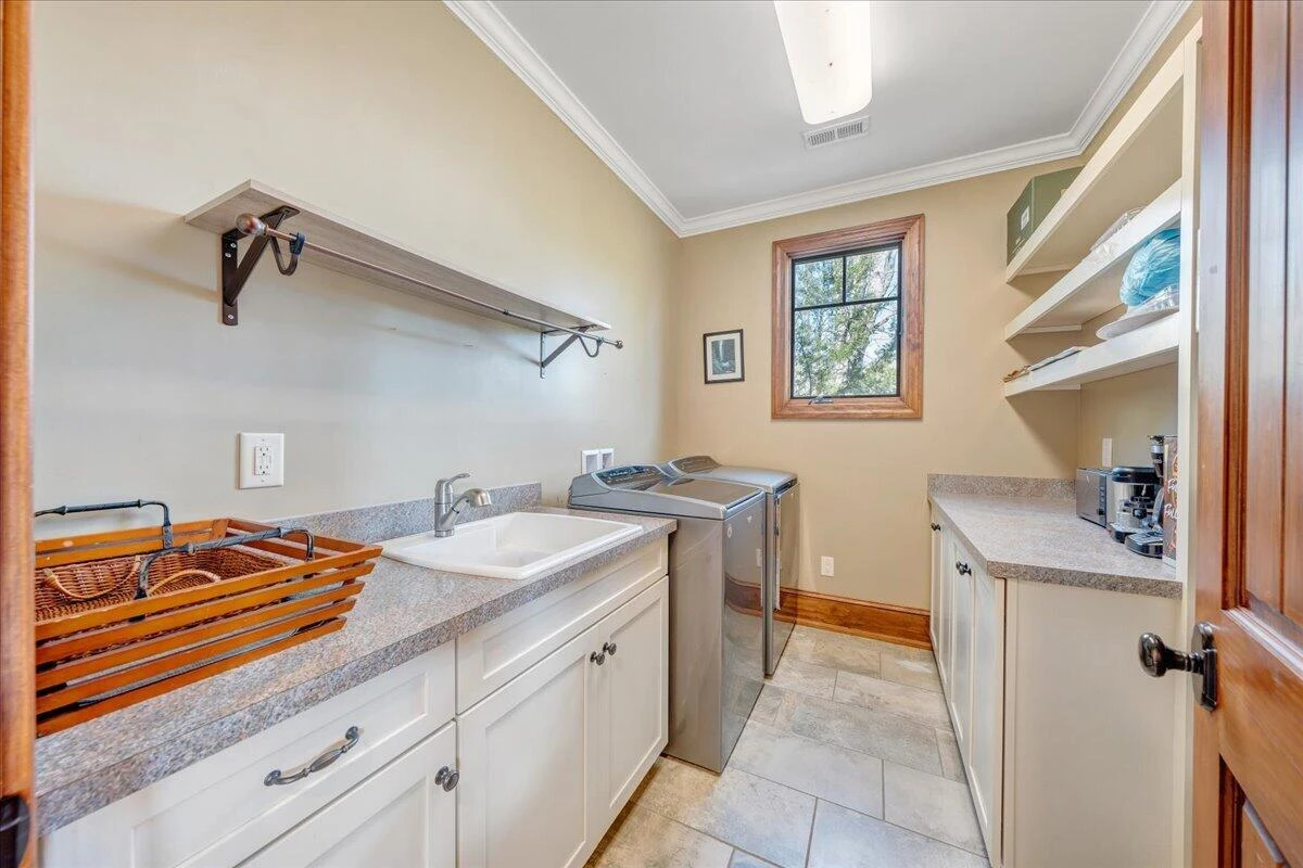 308 Pine DR - Photo 42
