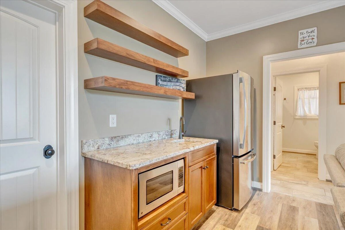 308 Pine DR - Photo 46