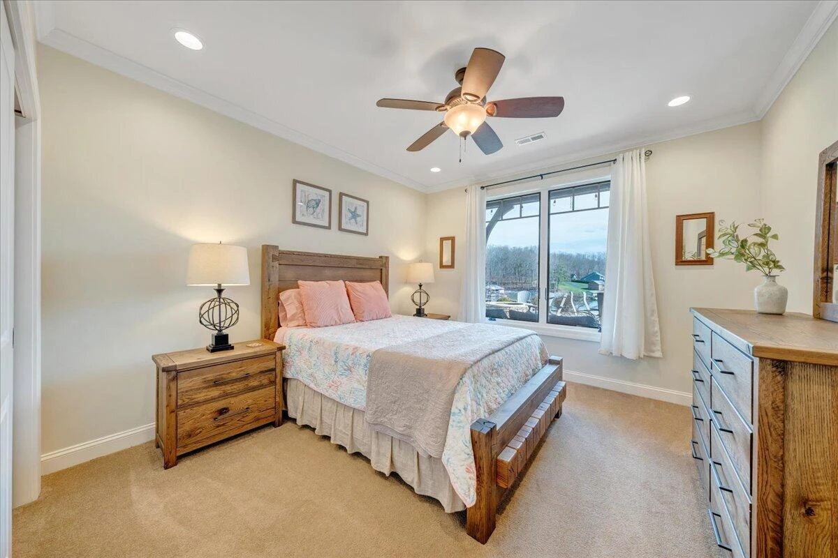 308 Pine DR - Photo 47