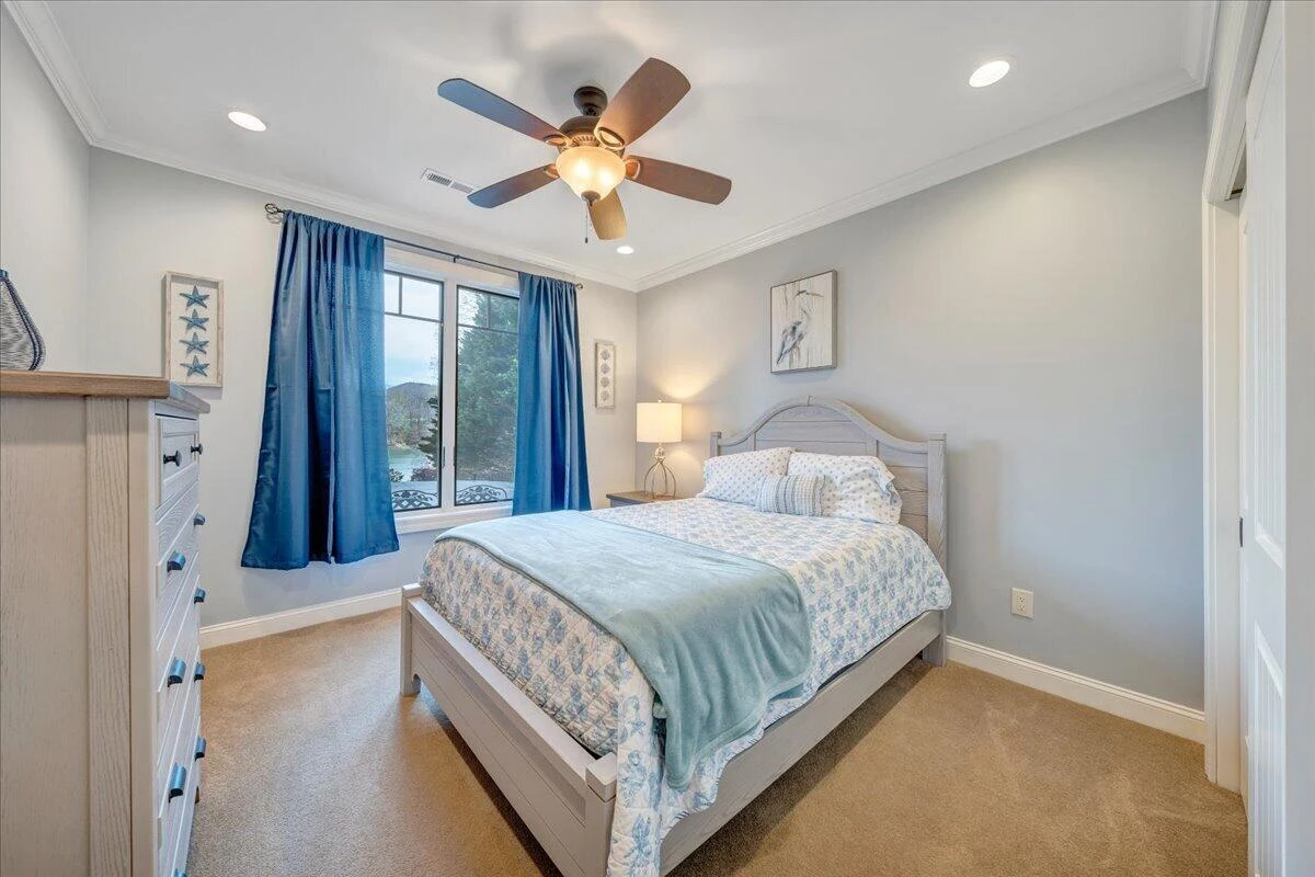 308 Pine DR - Photo 51