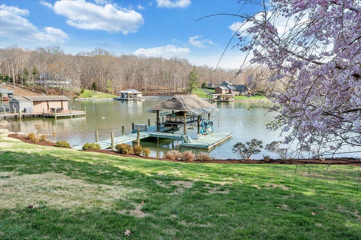 308 Pine DR - Photo 70