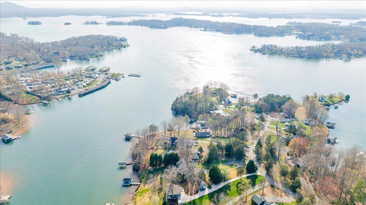 308 Pine DR - Photo 80
